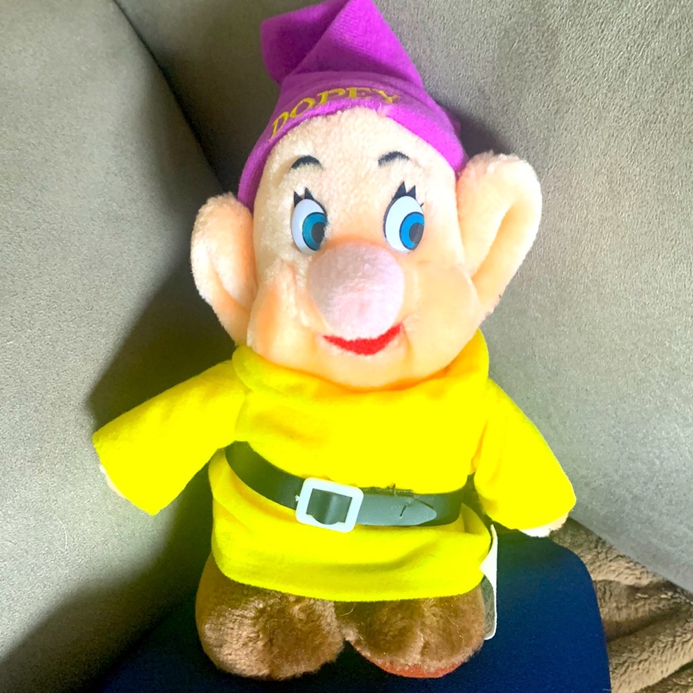 🥳Host Pick🤩 Vintage 90s Dopey plush